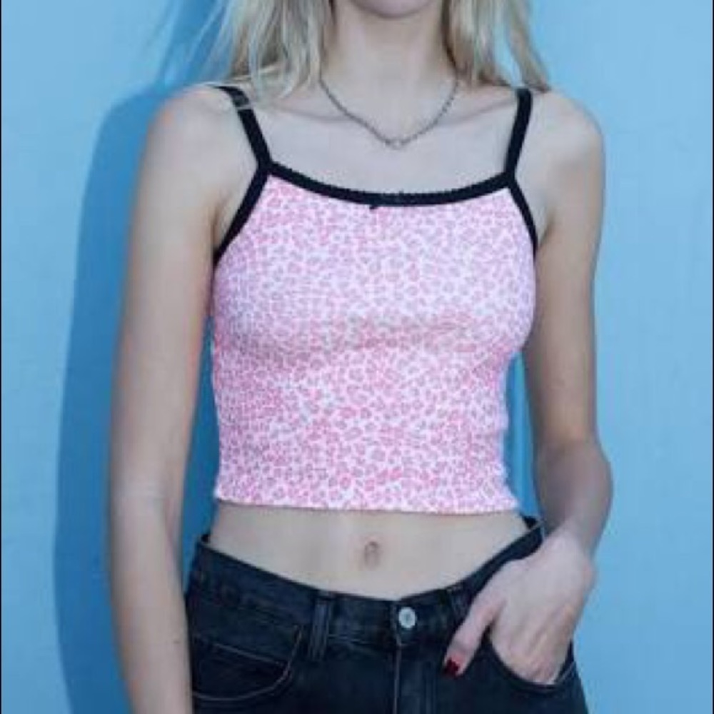 Brandy melville pink cheetah tank top ISO!